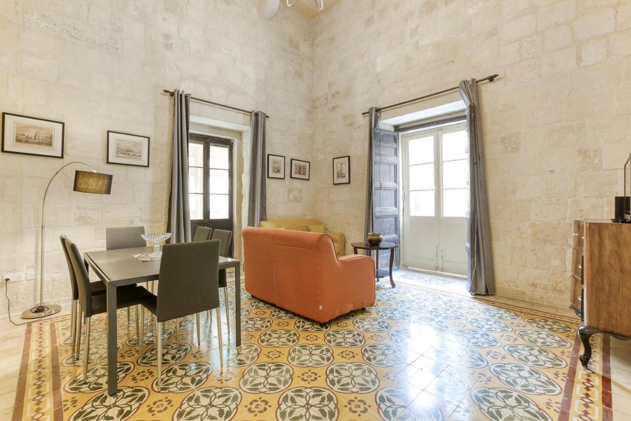 Vlt214- Valletta 2 Bedroom Townhouse 외부 사진